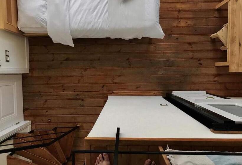 تختخواب و صبحانه Konjelazia   Tourism & Design