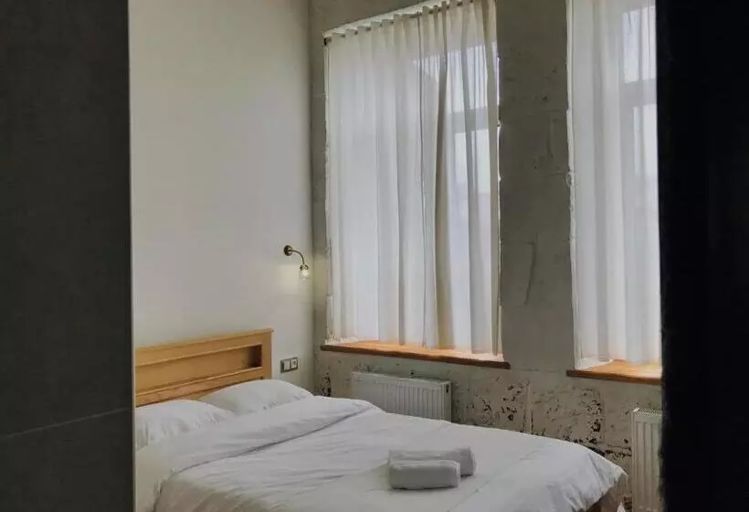 تختخواب و صبحانه Konjelazia   Tourism & Design