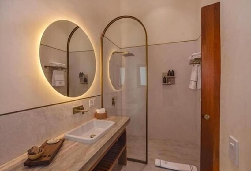 Cantera 1910 Hotel Boutique, Destination