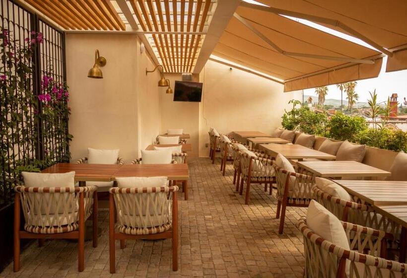 Cantera 1910 Hotel Boutique, Destination