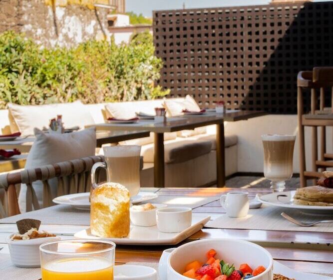 Cantera 1910 Hotel Boutique, Destination