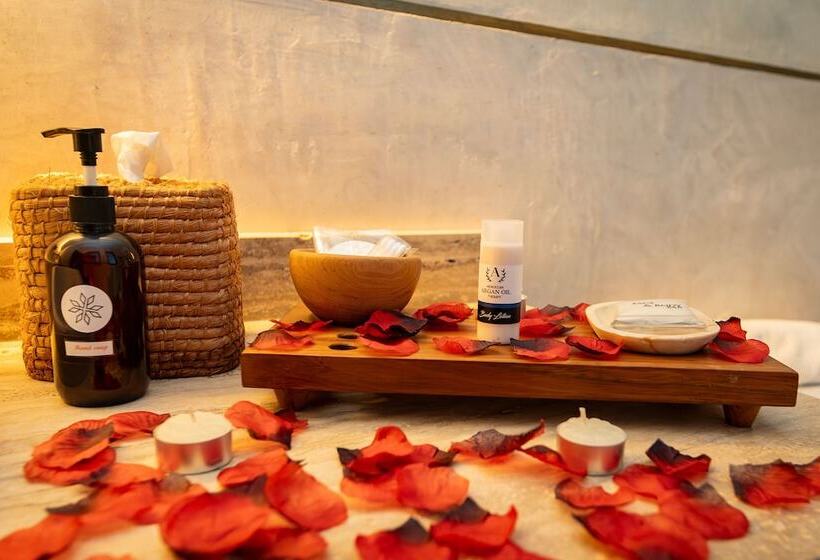 Cantera 1910 Hotel Boutique, Destination