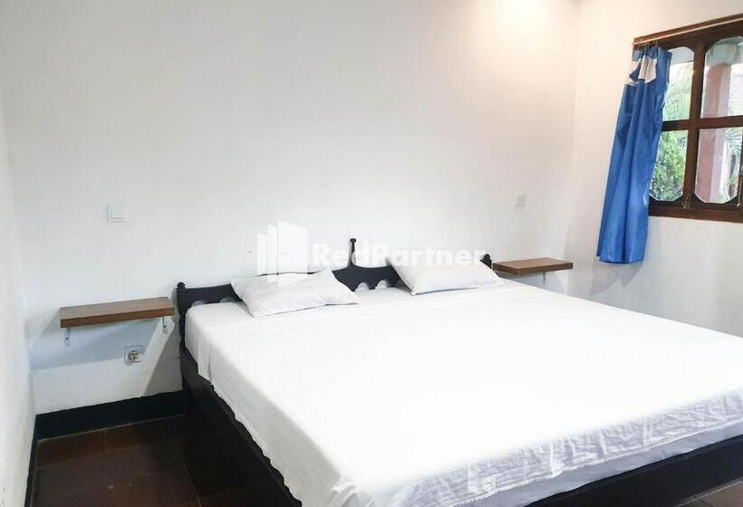 호텔 Arlina S Guest House Kintamani Redpartner