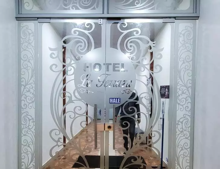 ホテル La Terraza 2020