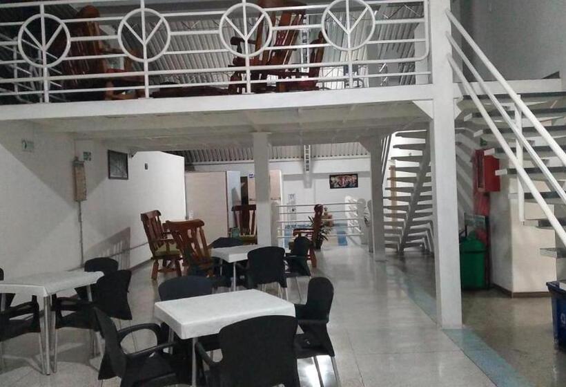 Otel La Terraza 2020