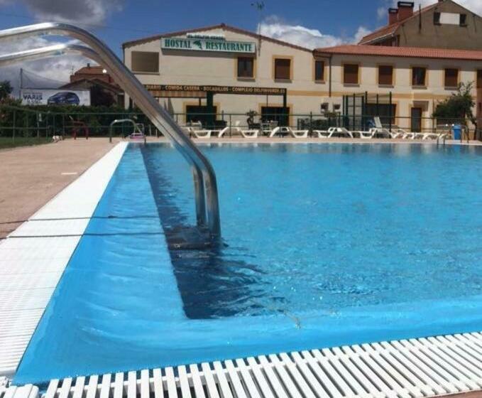 بنسيون El Delfín Verde