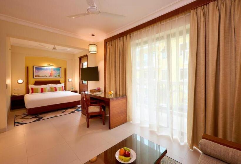 Resort Sea Breeze Sarovar Portico Varca Goa