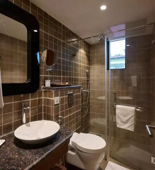 リゾートホテル Sea Breeze Sarovar Portico Varca Goa