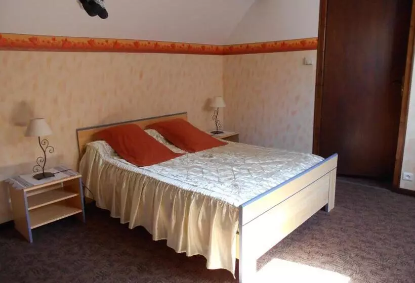 Aamiaismajoitus (B&B) Chambres D Hôtes Domaine D Augy