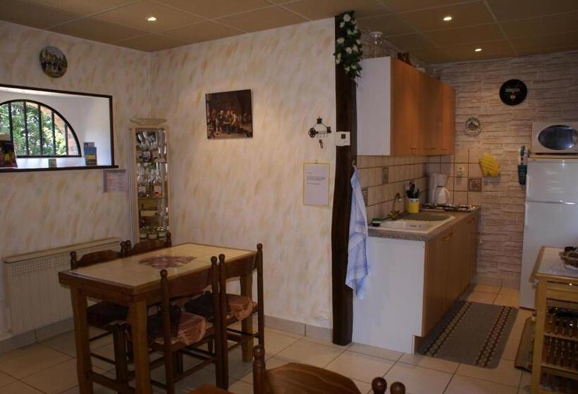 مبيت وإفطار Chambres D Hôtes Domaine D Augy