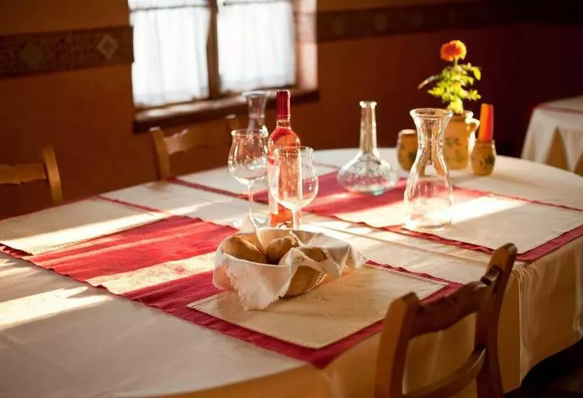 Aamiaismajoitus (B&B) St.michael Panzió Lovaspark