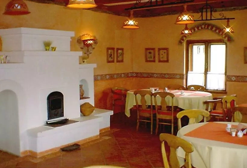 Aamiaismajoitus (B&B) St.michael Panzió Lovaspark