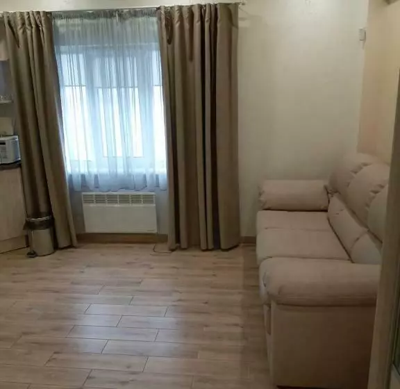 ホテル And Restaurant Complex Lubokray