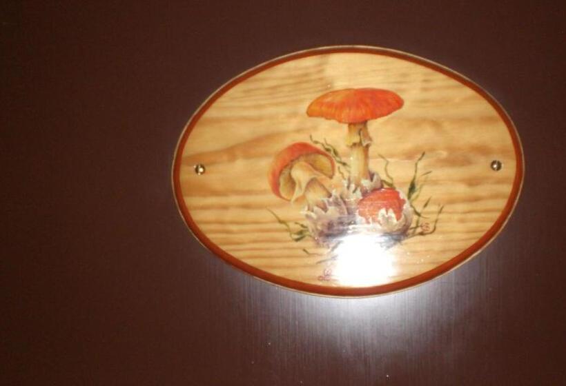 Отель Auberge De L Atre