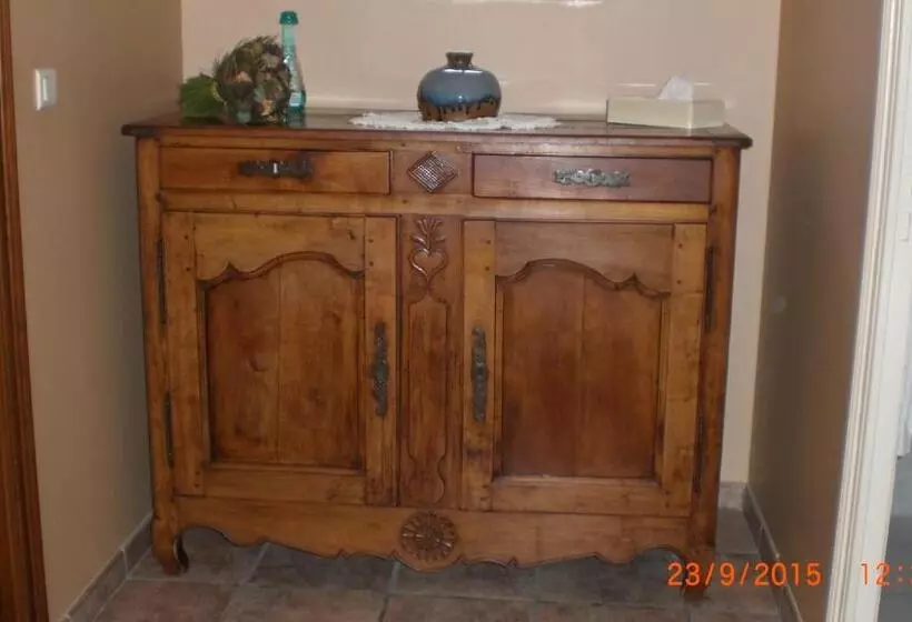 ホテル Auberge De L Atre