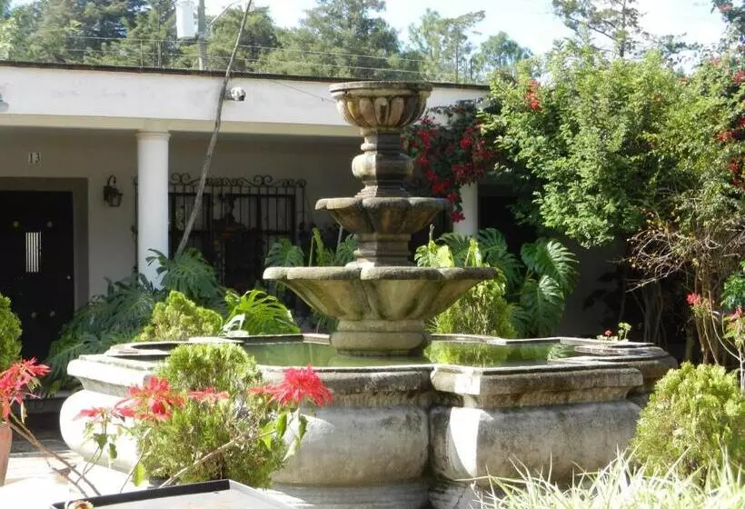 هتل La Chacra De Joel