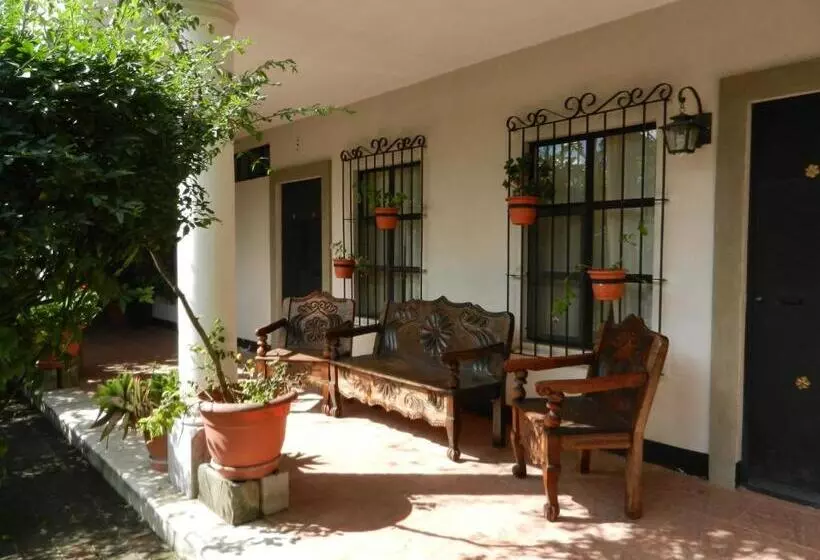 هتل La Chacra De Joel