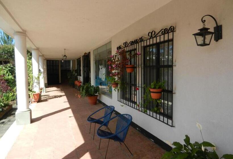 هتل La Chacra De Joel