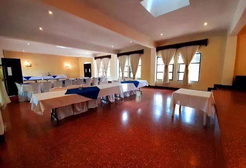 هتل La Chacra De Joel