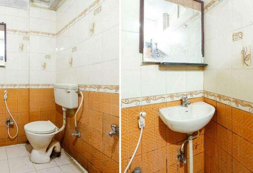 Отель Prestige Residency