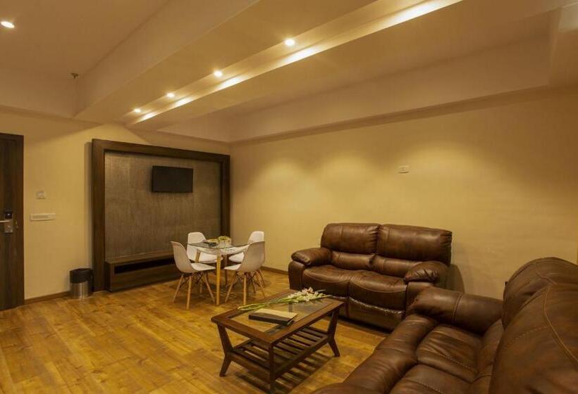 בית מלון כפרי Sarovar Portico Somnath