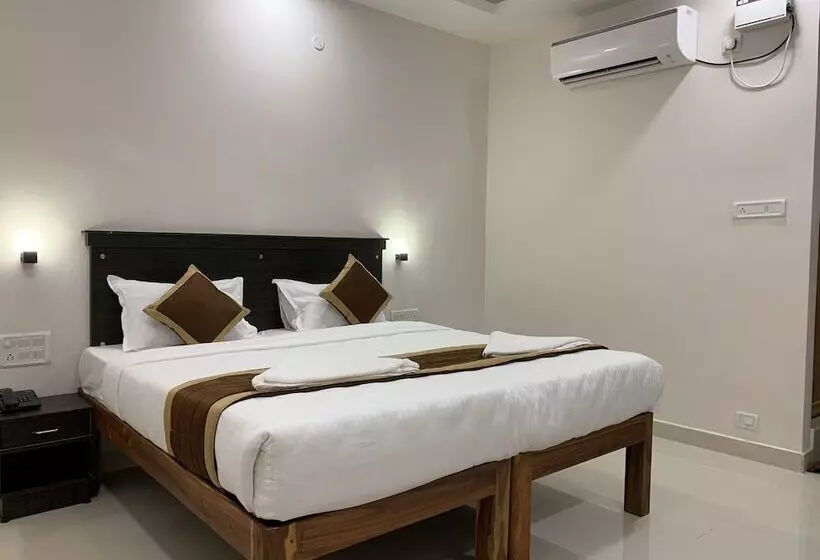 Hotelli Skantha Regency