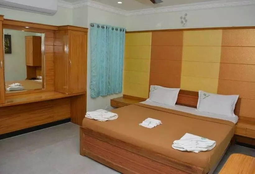 Hotelli Skantha Regency