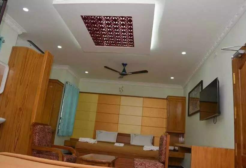 Hotelli Skantha Regency