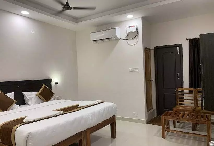 Hotelli Skantha Regency