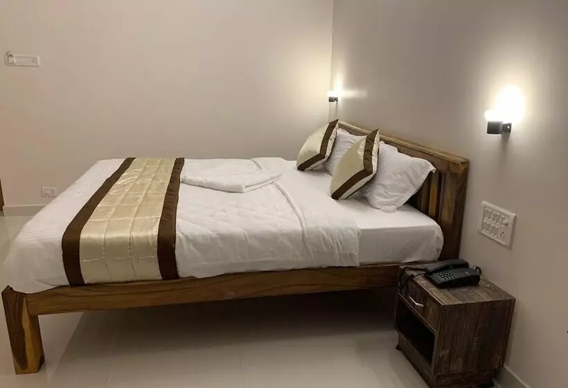 Hotelli Skantha Regency