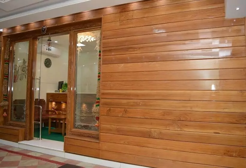 Hotelli Skantha Regency