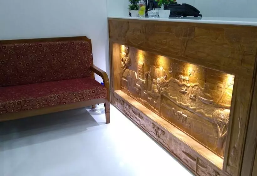 Hotelli Skantha Regency