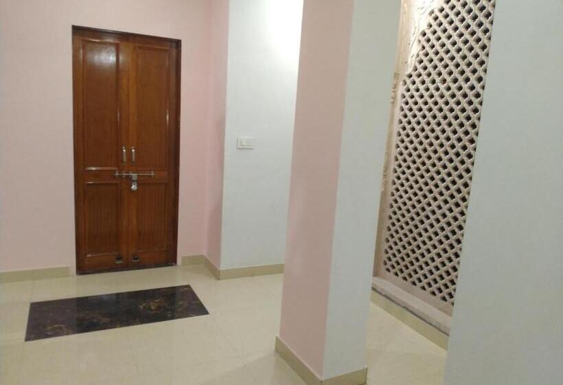 בית מלון כפרי Tourist Inn