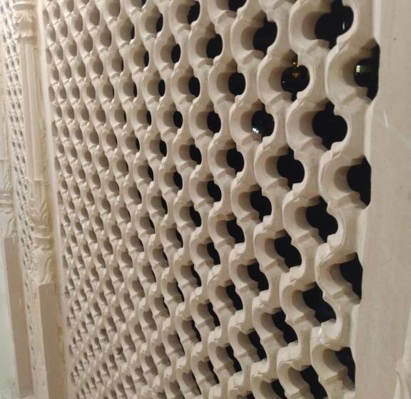 בית מלון כפרי Tourist Inn