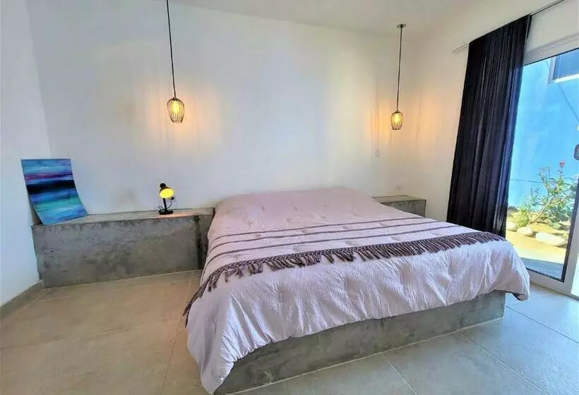 La Ventana Hostel
