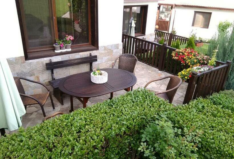 膳宿费 Villa Atika