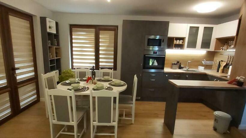 膳宿费 Villa Atika