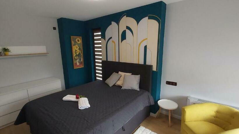 膳宿费 Villa Atika