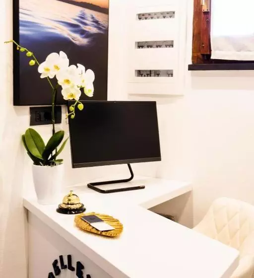 پانسیون Bellevue   Rooms & Suites