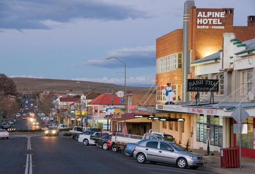 הוסטל The Alpine