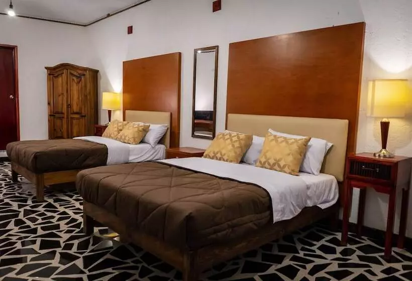 ホテル Vitorina Cholula