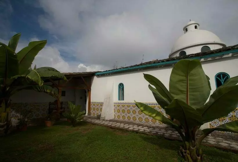 Retkeilymaja Las Palmeras Inn