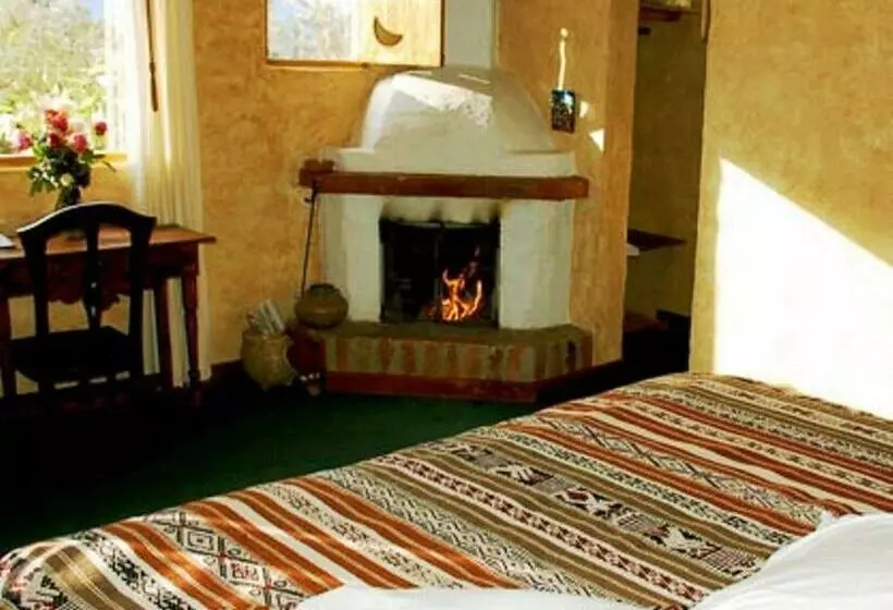 Retkeilymaja Las Palmeras Inn