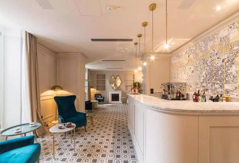 مسافرخانه Palazzo 42   Boutique Hotel & Suites