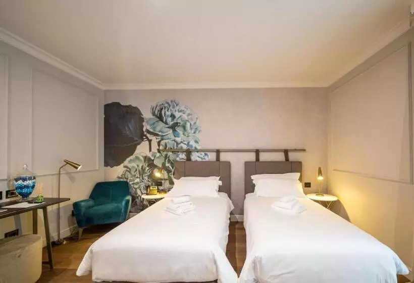 مسافرخانه Palazzo 42   Boutique Hotel & Suites
