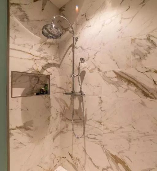 مسافرخانه Palazzo 42   Boutique Hotel & Suites
