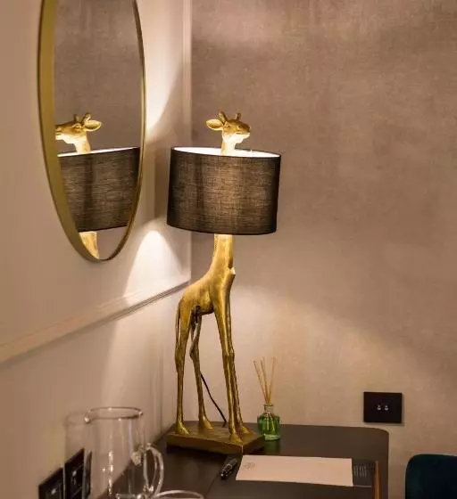 مسافرخانه Palazzo 42   Boutique Hotel & Suites