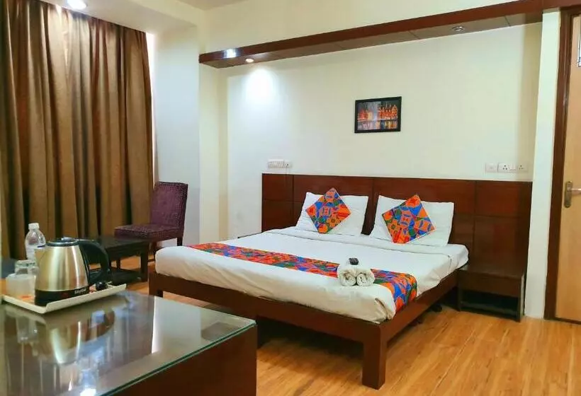 Merriment Hotel Sec 31