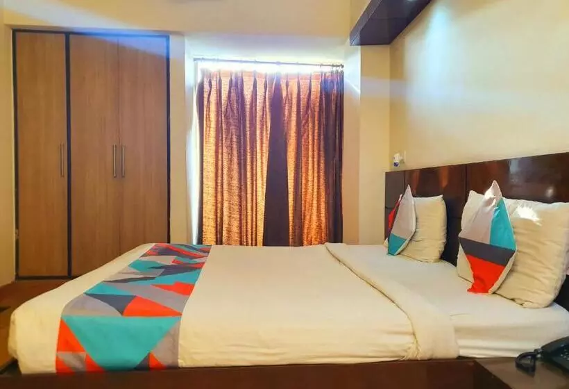 Merriment Hotel Sec 31