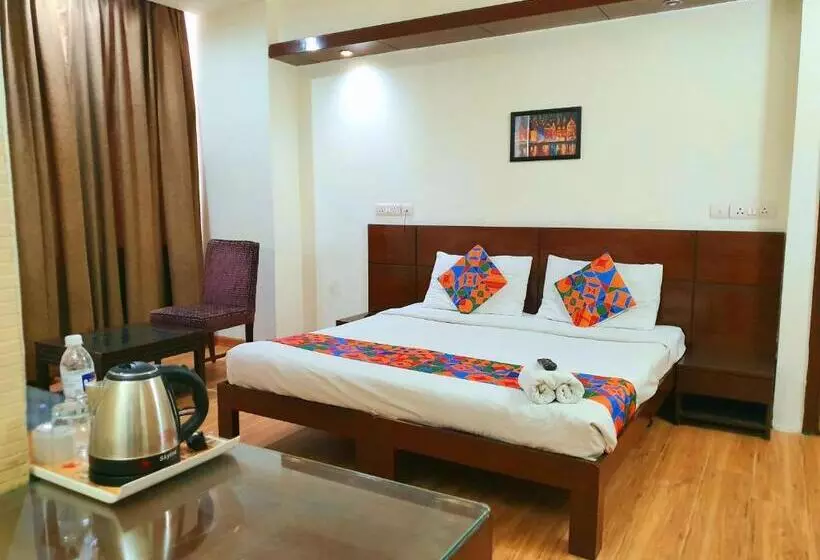 Merriment Hotel Sec 31